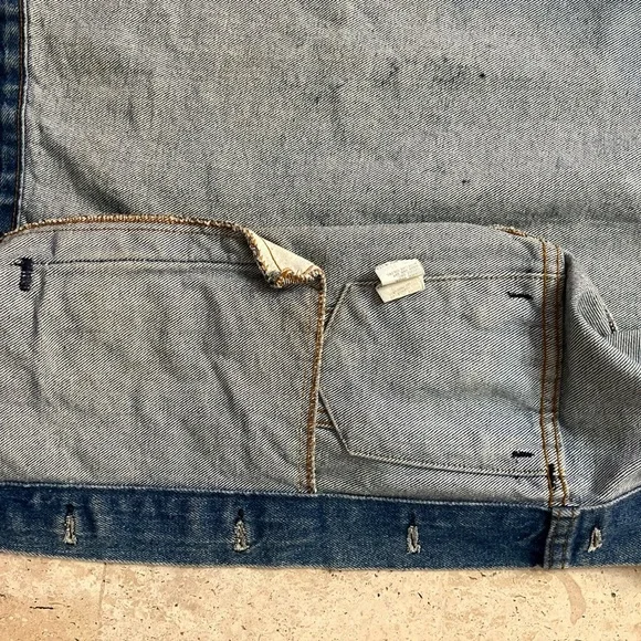 Super Vintage Hand Painted Levi Denim Vest - Picture 5 of 8
